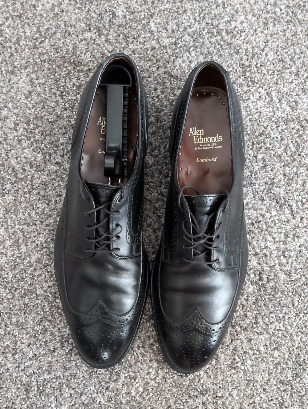 Allen Edmonds Black Leather Wingtip Leather Dress Shoes (Lombard)
